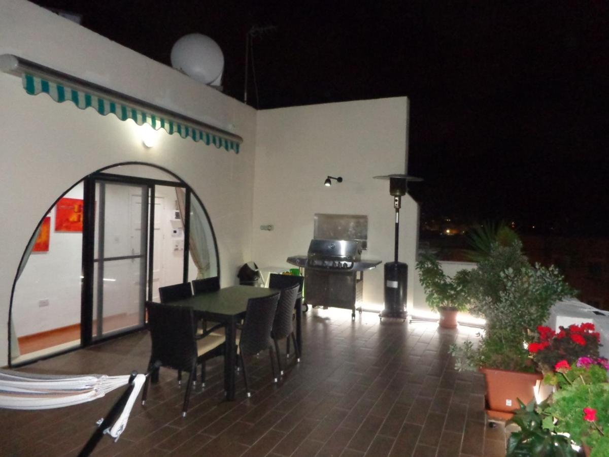 Lovely Penthouse With Private Sun Terrace Ta Xbiex Luaran gambar